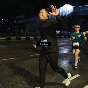 Runner Photo 7892724