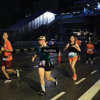 Runner Photo 7892748