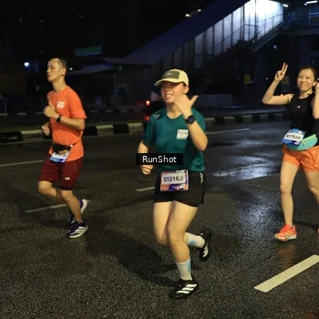 Runner Photo 7892755