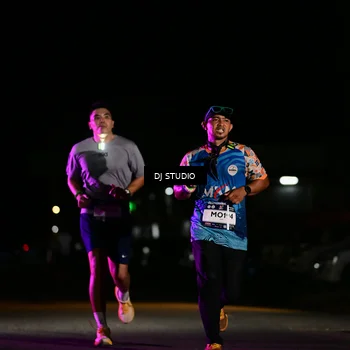 Runner Photo 7892765