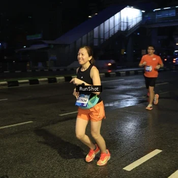 Runner Photo 7892768