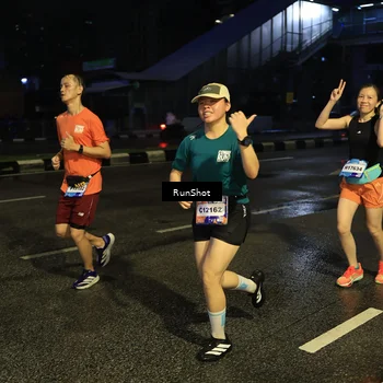 Runner Photo 7892789