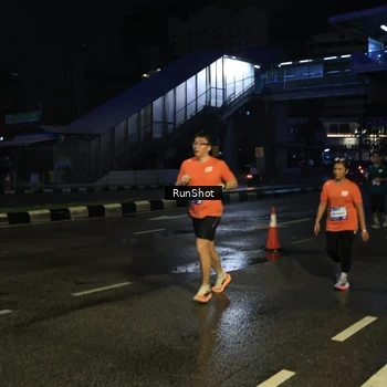 Runner Photo 7892798