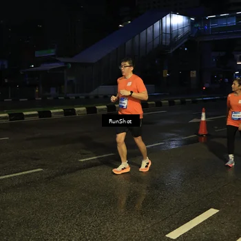 Runner Photo 7892801