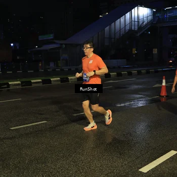 Runner Photo 7892811