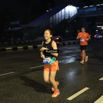 Runner Photo 7892812