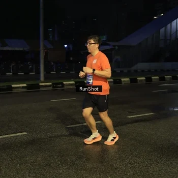 Runner Photo 7892827