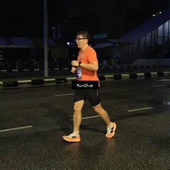 Runner Photo 7892833