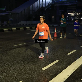 Runner Photo 7892862