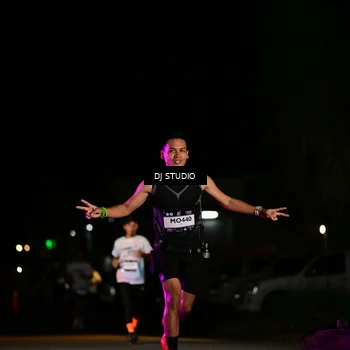 Runner Photo 7892870