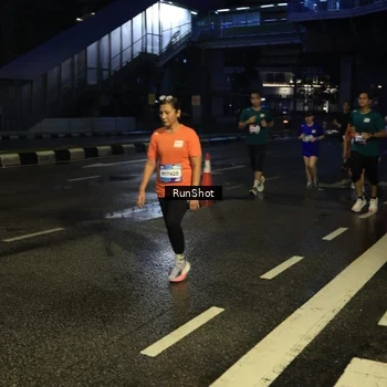 Runner Photo 7892875
