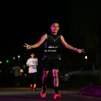 Runner Photo 7892883