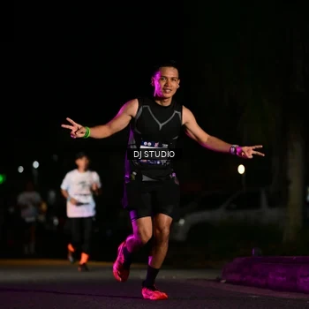 Runner Photo 7892885