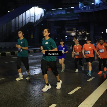Runner Photo 7892887