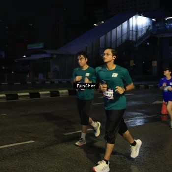 Runner Photo 7892901