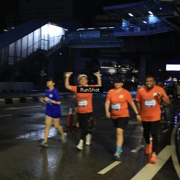Runner Photo 7892913