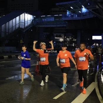 Runner Photo 7892914
