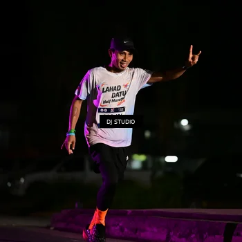 Runner Photo 7892916