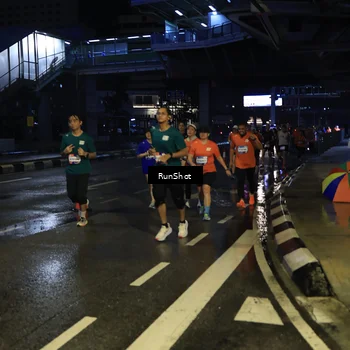 Runner Photo 7892926