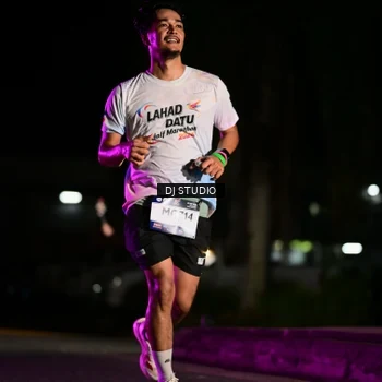 Runner Photo 7892930