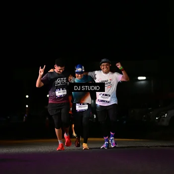 Runner Photo 7892936