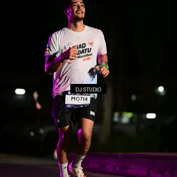 Runner Photo 7892940