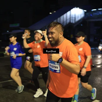 Runner Photo 7892958