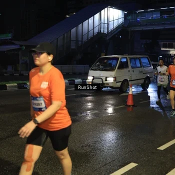 Runner Photo 7892978