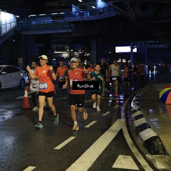 Runner Photo 7892998