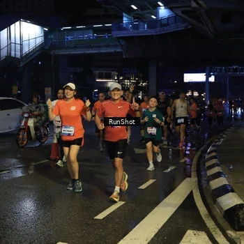 Runner Photo 7893023