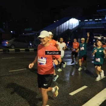 Runner Photo 7893041