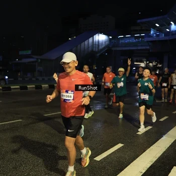Runner Photo 7893046