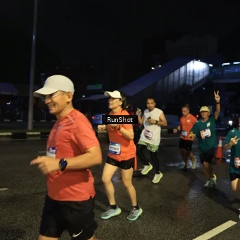 Runner Photo 7893048