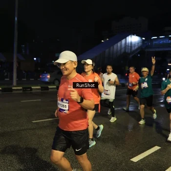 Runner Photo 7893049