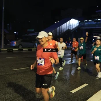 Runner Photo 7893066