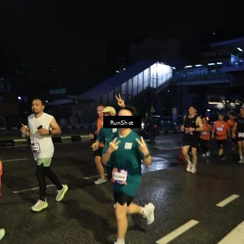 Runner Photo 7893067