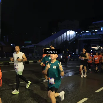 Runner Photo 7893075