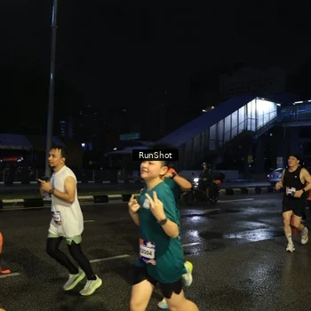 Runner Photo 7893085
