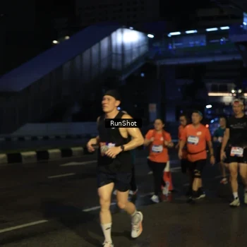 Runner Photo 7893098