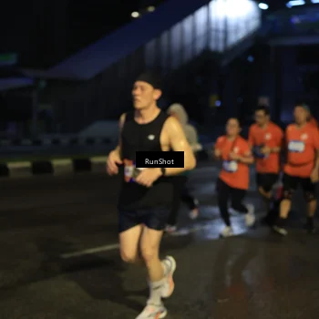 Runner Photo 7893103