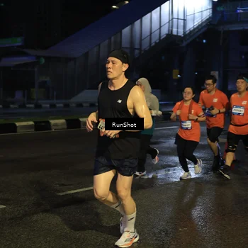 Runner Photo 7893110