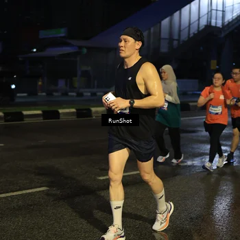 Runner Photo 7893111