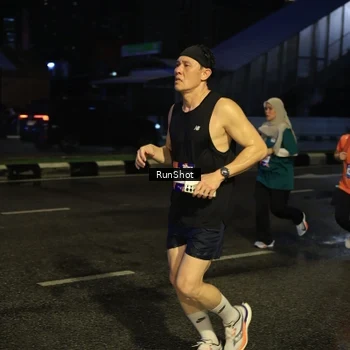 Runner Photo 7893128
