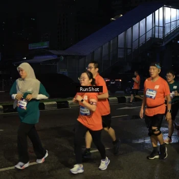 Runner Photo 7893160