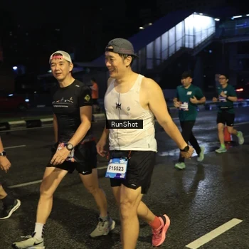 Runner Photo 7893249