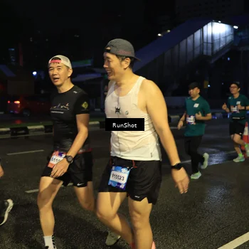 Runner Photo 7893250