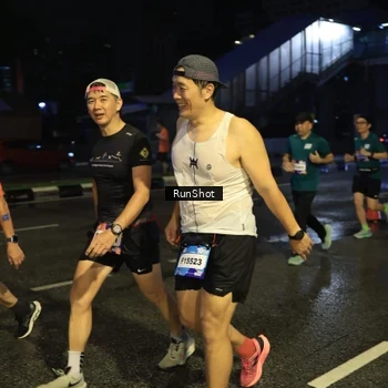 Runner Photo 7893251