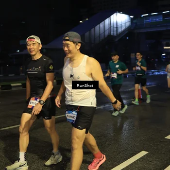 Runner Photo 7893270