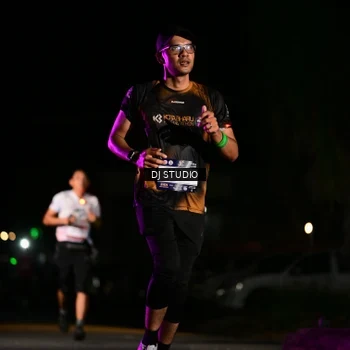 Runner Photo 7893273
