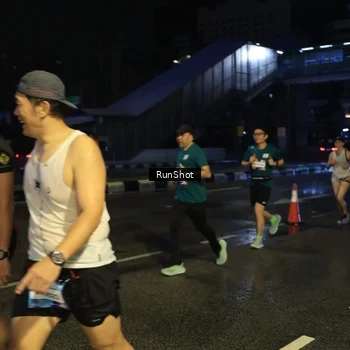 Runner Photo 7893275
